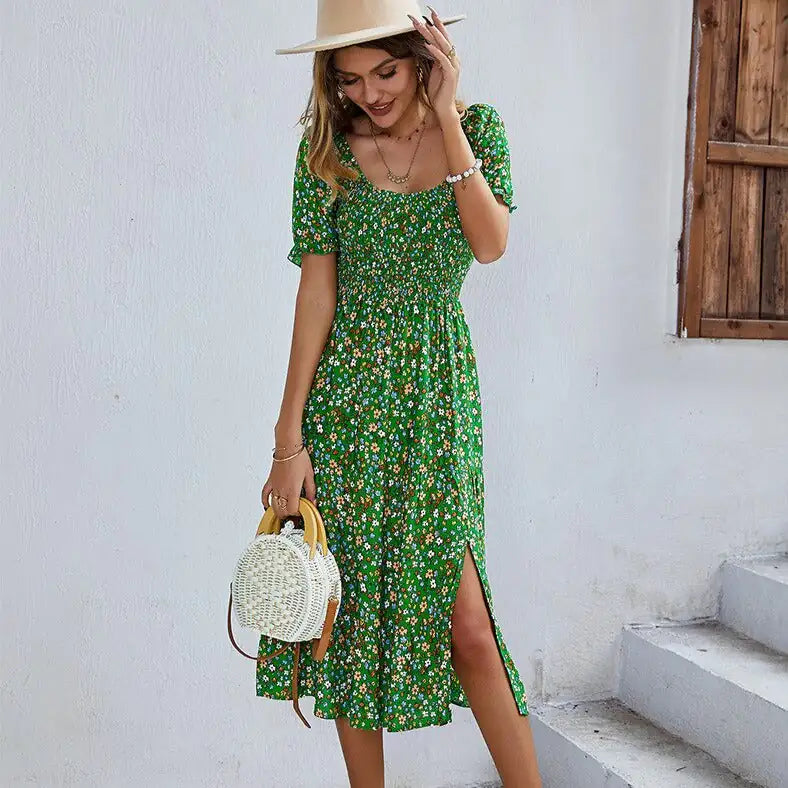 Strandkleid mit Blumenmuster und gesmokten Ärmeln, V-Ausschnitt, Mini, lange Ärmel